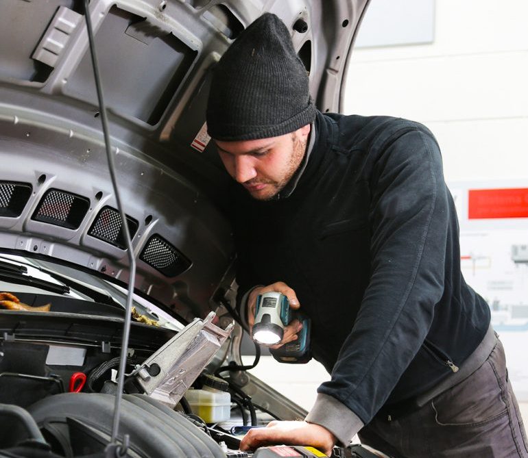 Bostan Garage